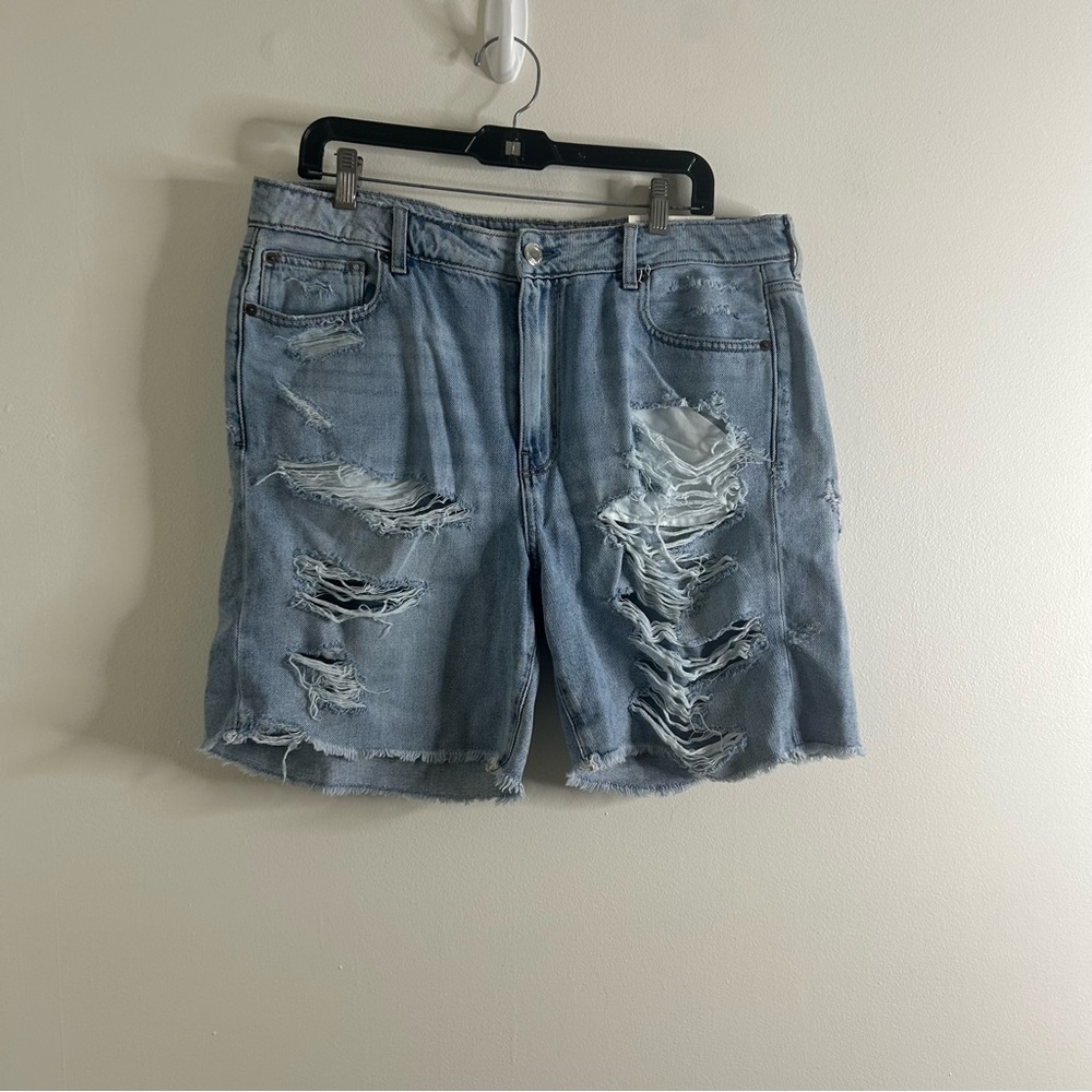American Eagle Women Tom Girl Denim Jeans Bermuda Shorts Size 16 Distress New